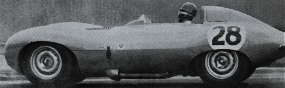 Dunedin 2 Feb 57 – Bob Gibbons Jaguar D-Type – photo Paape in booklet ‘Racing Round the Houses’