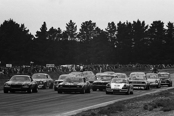 1974 Ruapuna - #3 Tim McKeown Porsche 911 – photo Terry Marshall