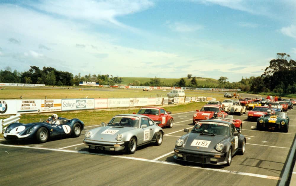 Porsches Manfield 7th November 1987