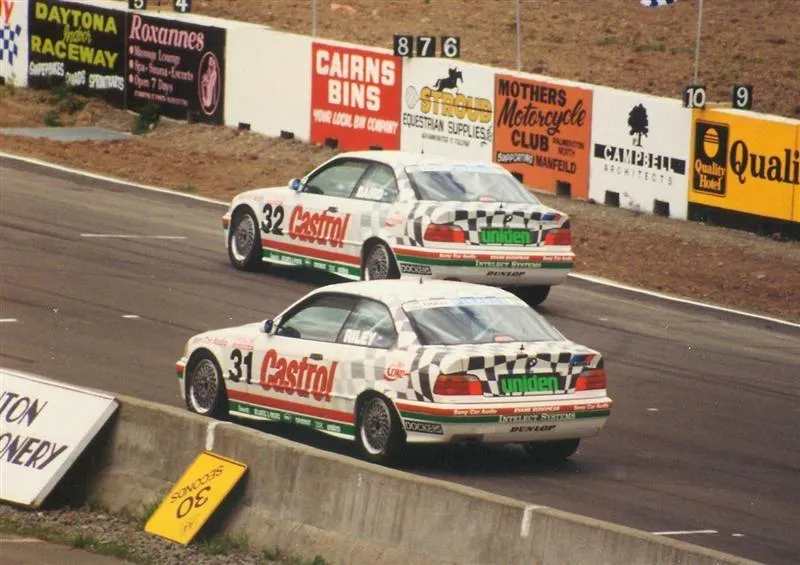 #31 Brett Riley, #32 Craig Baird BMW E36 325i Coupes – Manfeild 30 Jan 94 – Jim Barclay Photo