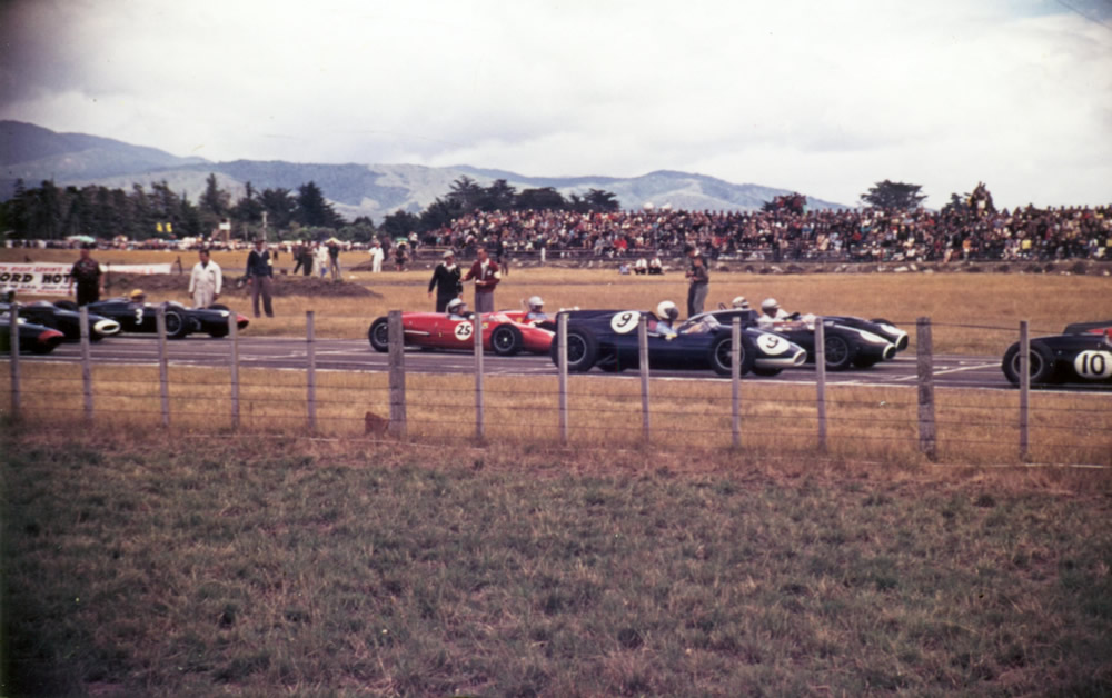 Partial Grid Vic Hudson Memorial Race 1963