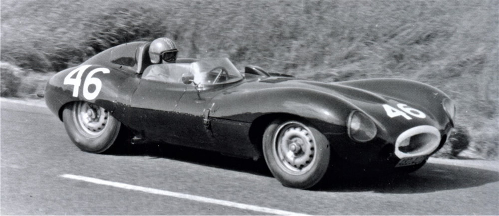 Renwick 16 Nov 63 – Gary Bremner Jaguar D-Type – photo Jack Inwood/Bruce McLaren Trust Collection in Brian Watson’s book, page 200