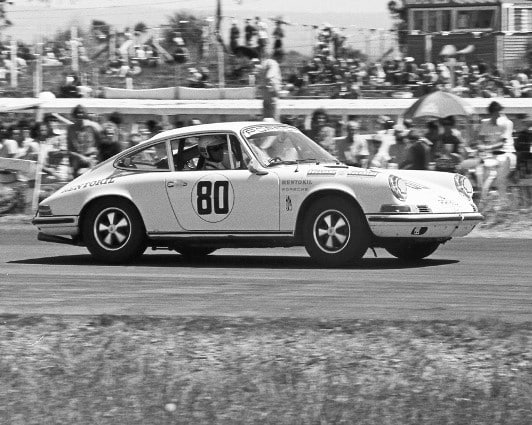 Tim Bailey ‘Rentokil’ Porsche 911T (new Rego FR 911) Bay Park 27 Feb 72 –photo Graham Rendell