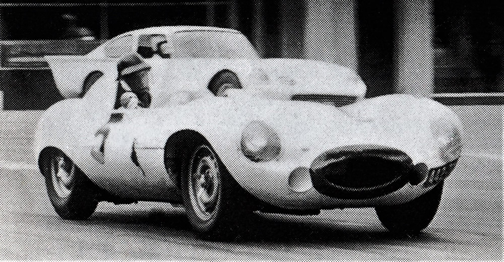 Waimate 11 Feb 61 – Sports Car race - Angus Hyslop #5 Jaguar D-Type, B.N. Walker #9 Sabre-Zephyr 2400cc – photo Scott Wiseman’s booklet ‘Waimate 50 an Era Past’