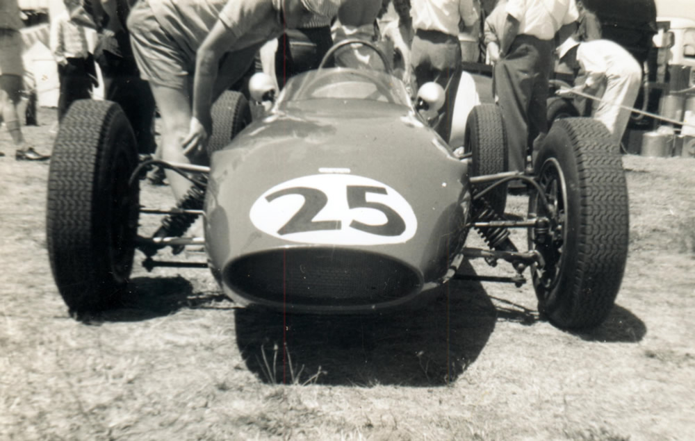 Wigram 20th January 1962 - #25 Rex Flowers Gemini Mk3A. photo unknown in Jim Barclay Collection